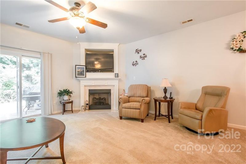 4329 Glenlea Commons Dr, Charlotte, NC 28216