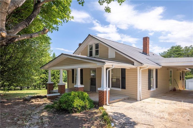 5072 County Home Rd, Conover, NC 28613