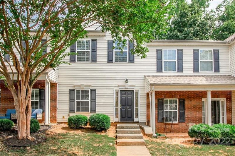 4232 Glenlea Commons Dr, Charlotte, NC 28216