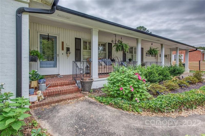 2623 Armstrong Park Dr, Gastonia, NC 28054