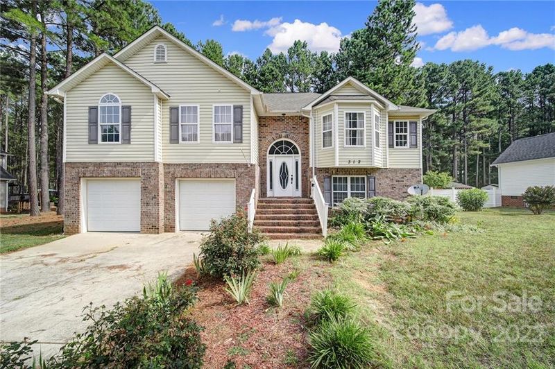 312 Durham Rd, Stanley, NC 28164