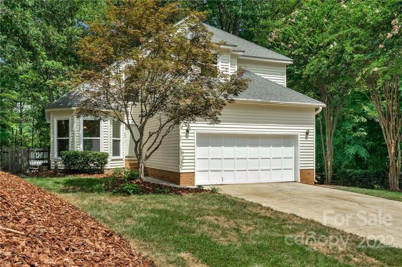 203 SE Colonial Ave, Concord, NC 28025