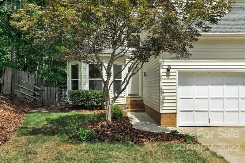 203 SE Colonial Ave, Concord, NC 28025