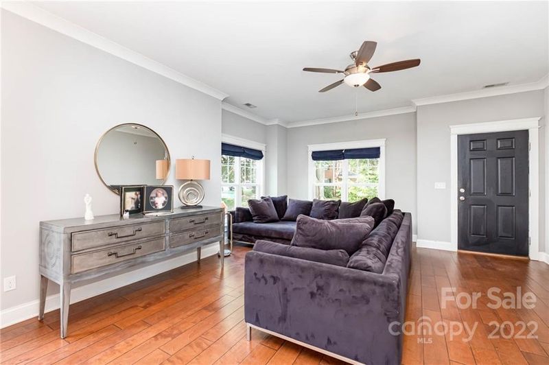 33 Myrtle St, Belmont, NC 28012