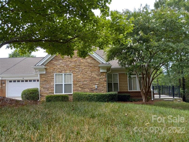 2807 Bellasera Way, Matthews, NC 28105