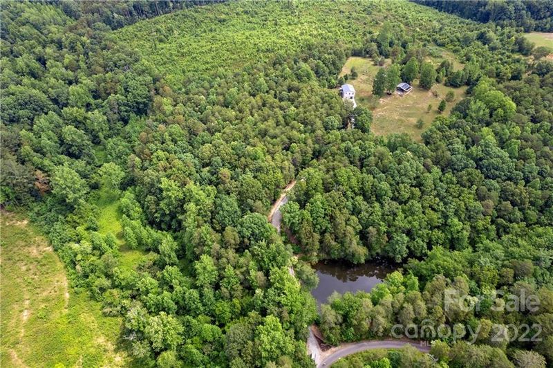 3680 Walling Dr, Newton, NC 28658