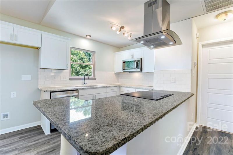 6401 Piney Path Rd, Charlotte, NC 28212