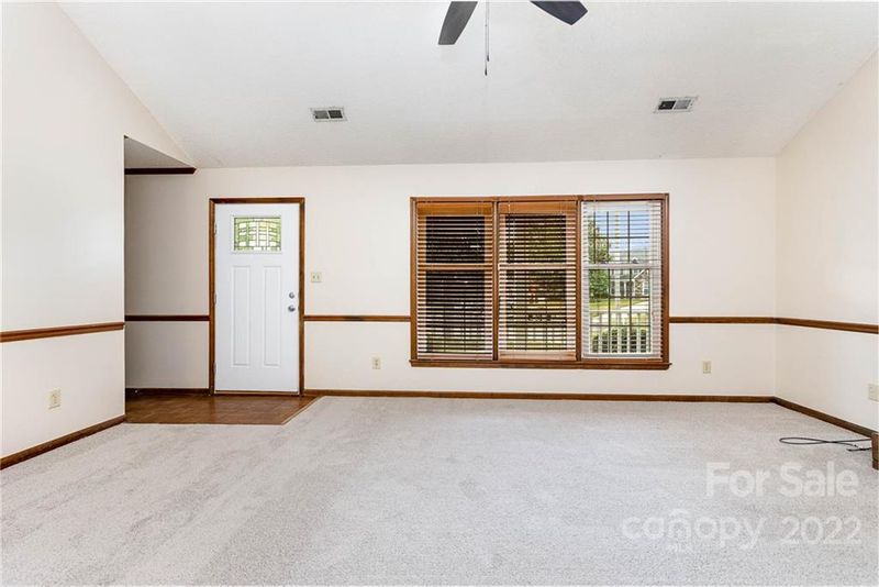 408 Iredell Ct, Gastonia, NC 28054