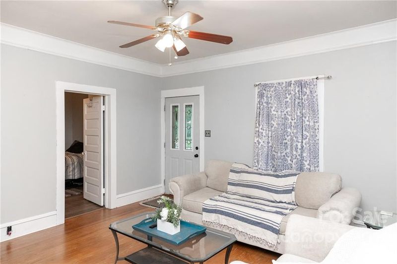 407 E 11th St, Kannapolis, NC 28083