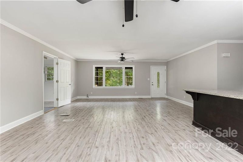 2522 Cove Creek Dr, Gastonia, NC 28056