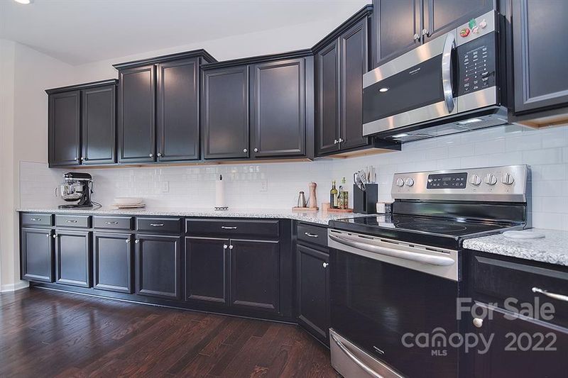 16108 Hammersmith Farm Dr, Charlotte, NC 28273