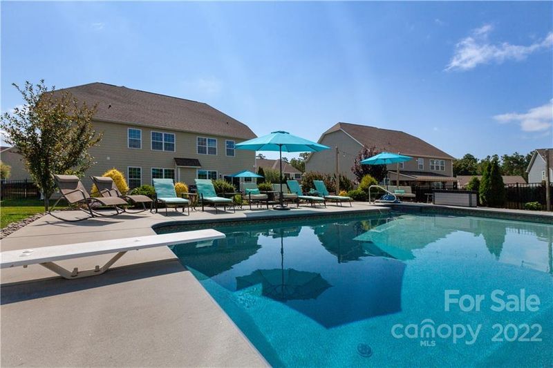 7701 Lazy Hollow Ln, Denver, NC 28037