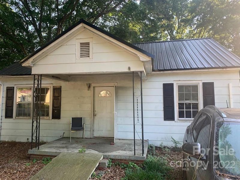 136 Gregg St, Chester, SC 29706