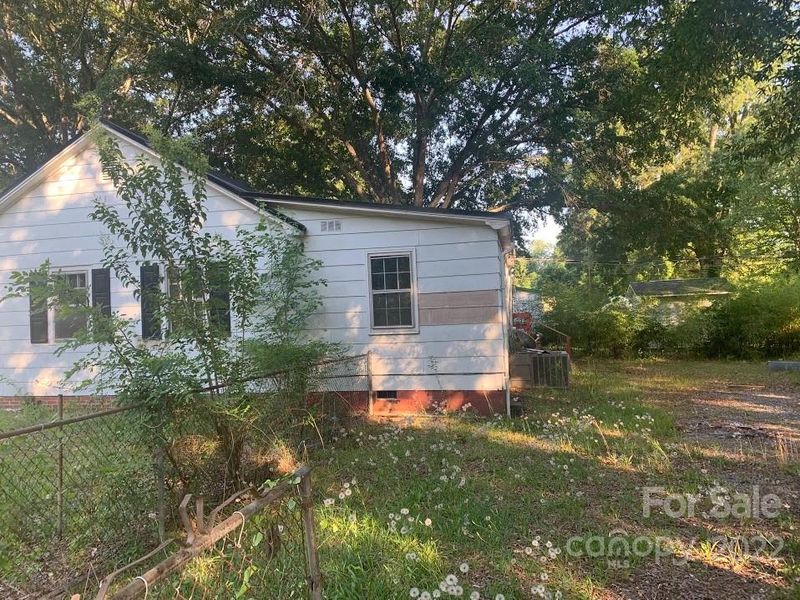 136 Gregg St, Chester, SC 29706