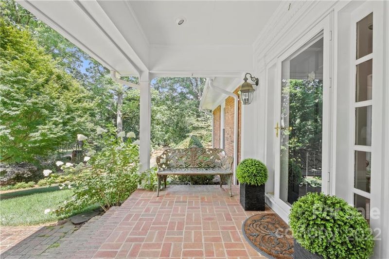 112 Saddletree Rd, Lincolnton, NC 28092