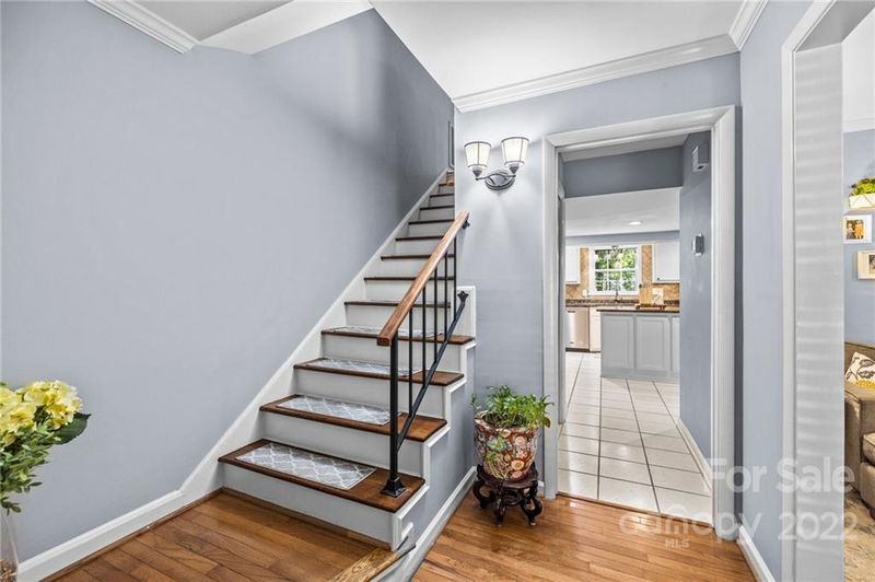 4227 Woods End Ln, Charlotte, NC 28277