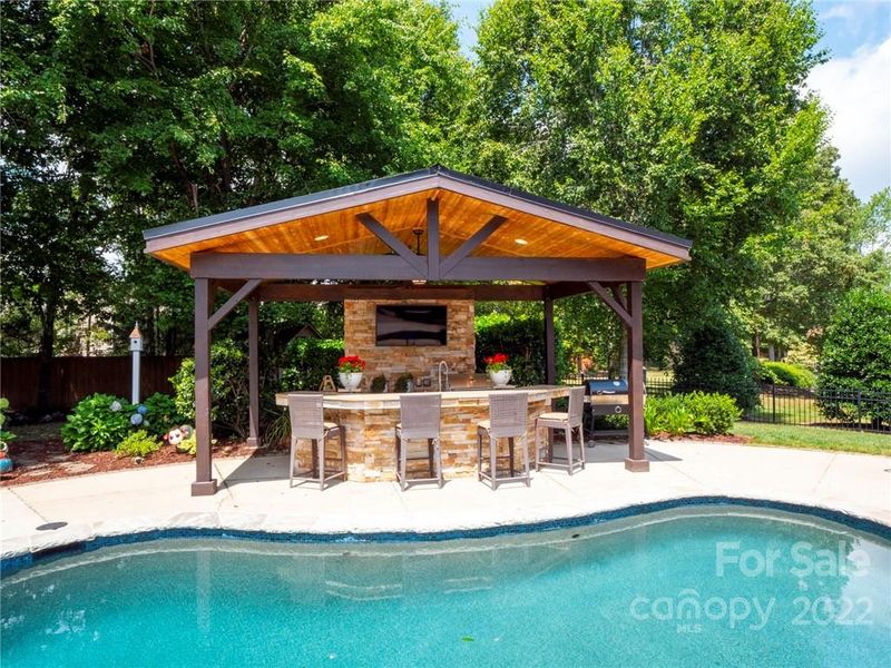 1306 Dobson Dr, Waxhaw, NC 28173