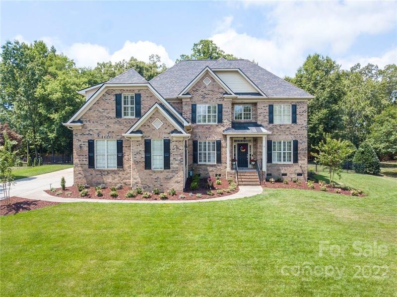 1306 Dobson Dr, Waxhaw, NC 28173