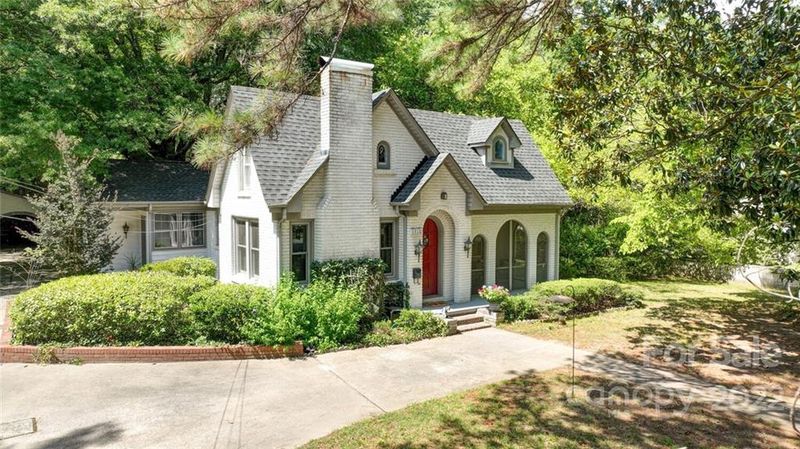 1310 Jackson Rd, Gastonia, NC 28052