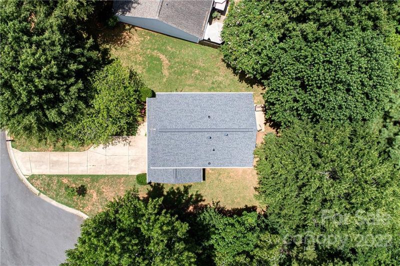 1091 Valley Forge Dr, Clover, SC 29710