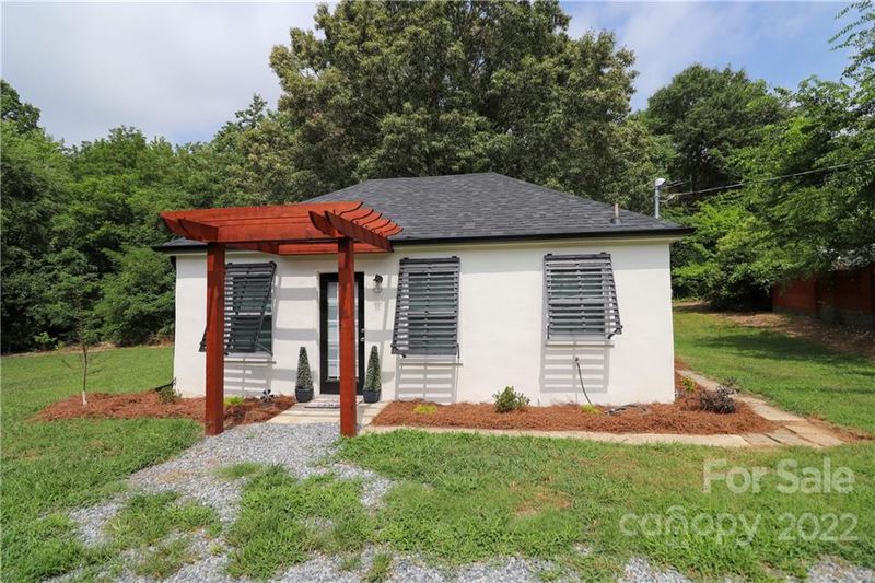 1007 Rainbow Dr, Kannapolis, NC 28081