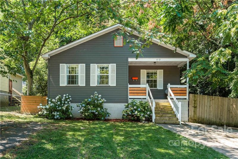 812 18th St, Charlotte, NC 28205