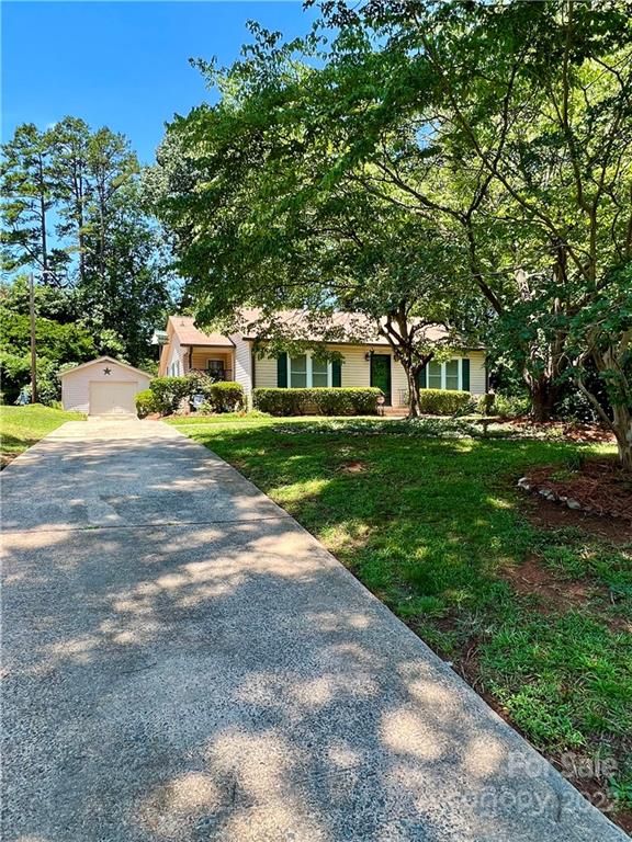 8225 Jefferson Colony Rd, Mint Hill, NC 28227