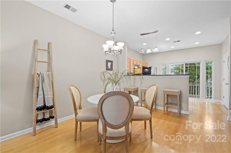 1221 Lalex Ln, Charlotte, NC 28209