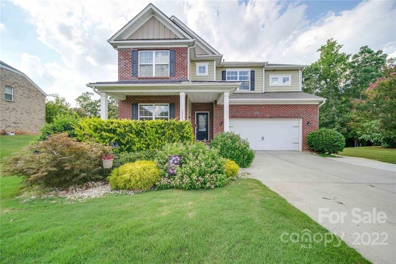 3225 Wicklow Ln, Gastonia, NC 28056
