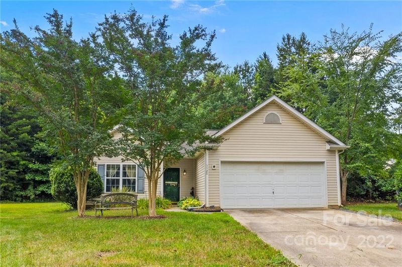 5320 Javitz Rd, Charlotte, NC 28216