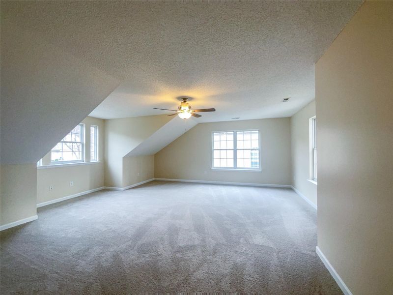 159 Broken Pine Ln, Mooresville, NC 28117