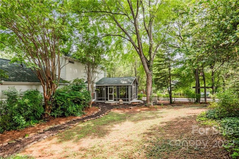 10334 Bon Meade Ln, Cornelius, NC 28031