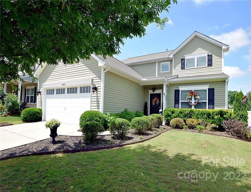 9006 Paddle Oak Rd, Charlotte, NC 28227