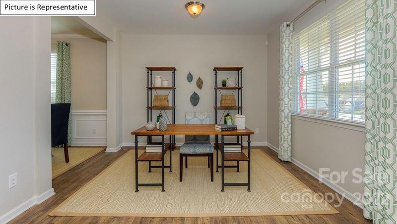 11030 Austin Estates Dr, Charlotte, NC 28213