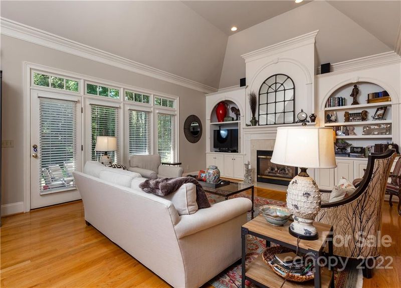 1609 Bardstown Rd, Charlotte, NC 28226