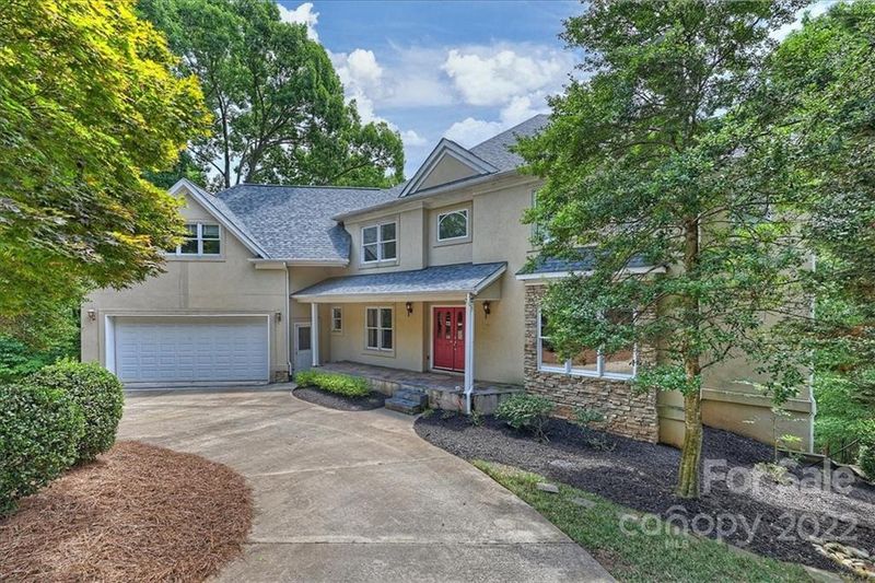 7121 Topsail Cir, Tega Cay, SC 29708