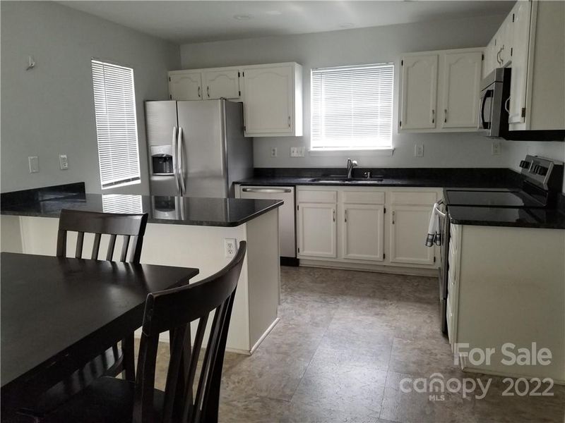 5624 Prescott Ct, Charlotte, NC 28269