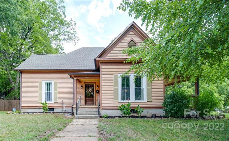 800 W Front St, Statesville, NC 28677