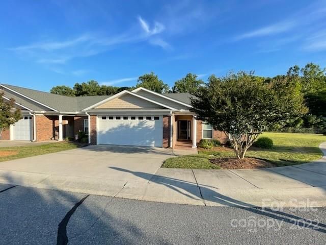 437 Wyndham Pl, Concord, NC 28025