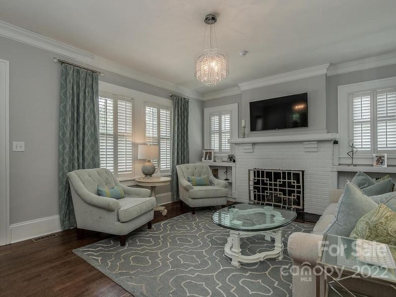 2027 The Plaza None, Charlotte, NC 28205