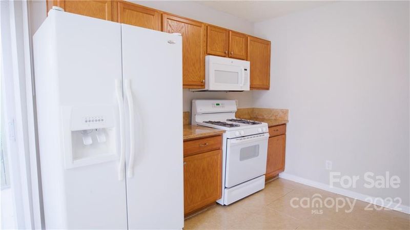 7915 Bronze Pike Dr, Charlotte, NC 28273