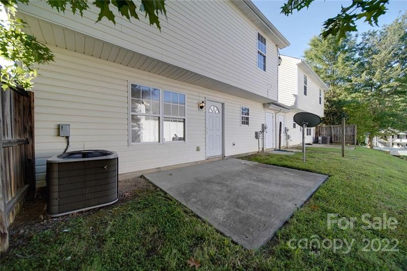 5144 Brooktree Dr, Charlotte, NC 28208