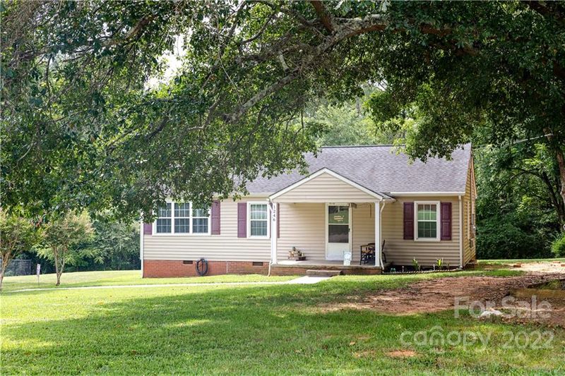 1246 Laurel Ave, Lancaster, SC 29720
