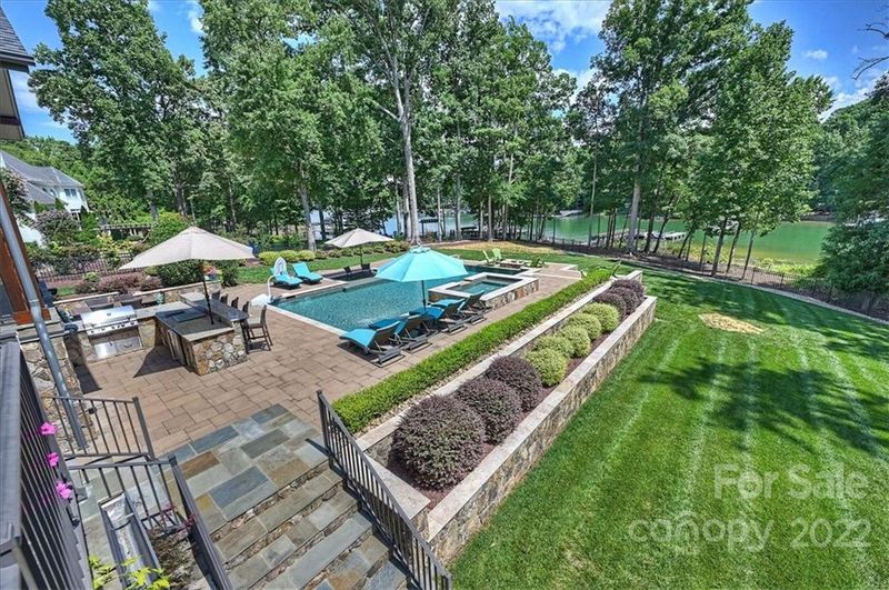 150 Chatham Rd, Mooresville, NC 28117