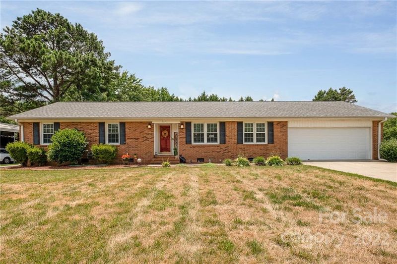313 Williams Rd, Harrisburg, NC 28075