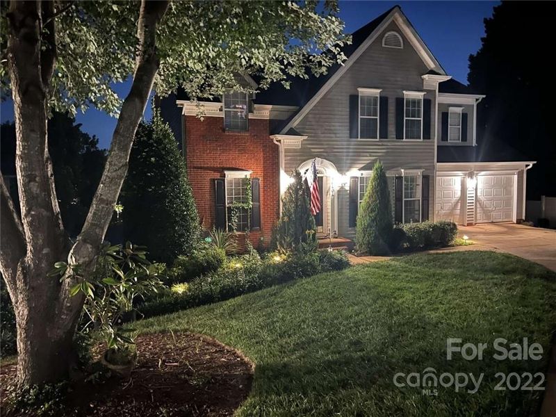 10404 Quiet Bay Ct, Charlotte, NC 28278