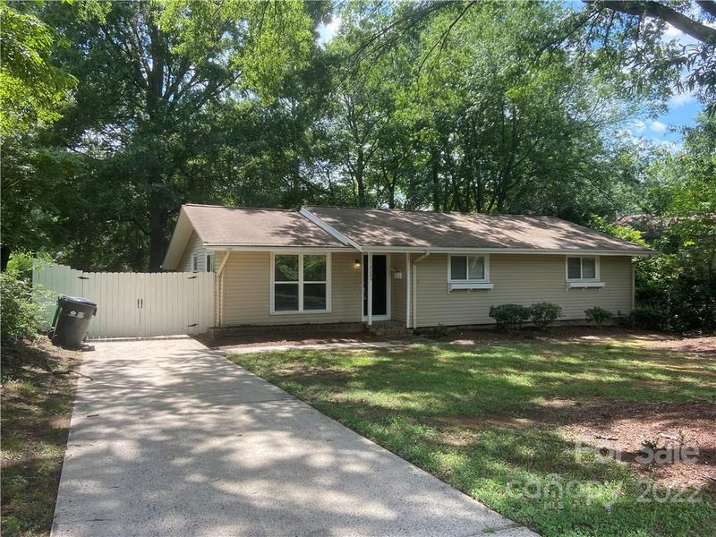 3200 Frederick Pl, Charlotte, NC 28210