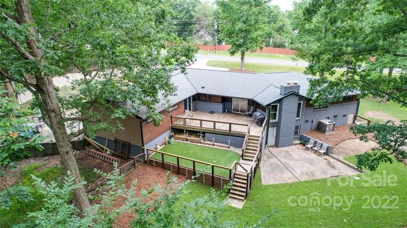 2001 Weddington Rd, Matthews, NC 28105