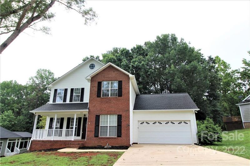 14616 Buckton Ln, Matthews, NC 28105