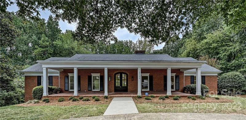 3752 Larkston Dr, Charlotte, NC 28226